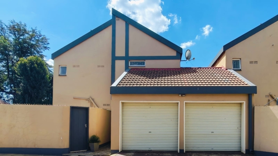 3 Bedroom Property for Sale in Potchefstroom North West